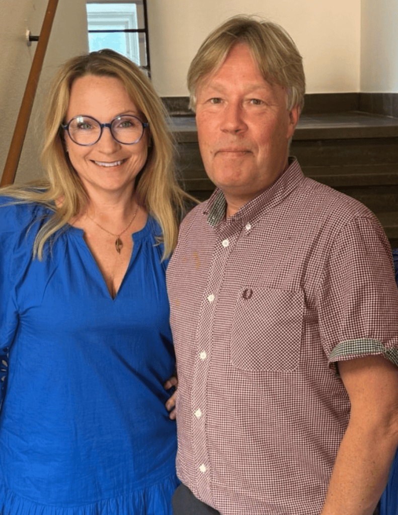 Monica Lundin och John Thornander som utgör Liberalerna Borlänges förhandlingsgrupp. 
